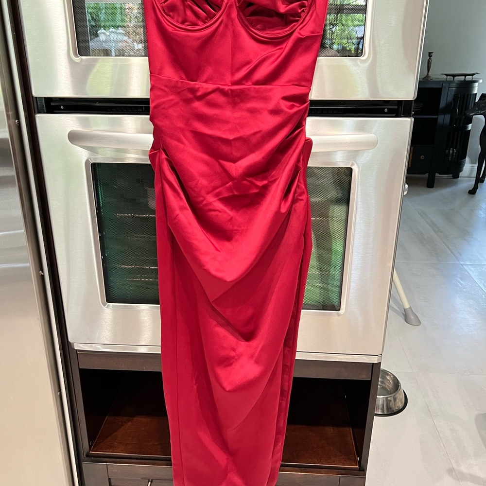 Red Ruched Sweetheart Maxi Dress
